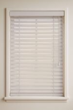 Kırık Beyaz Renk Ahşap Jaluzi